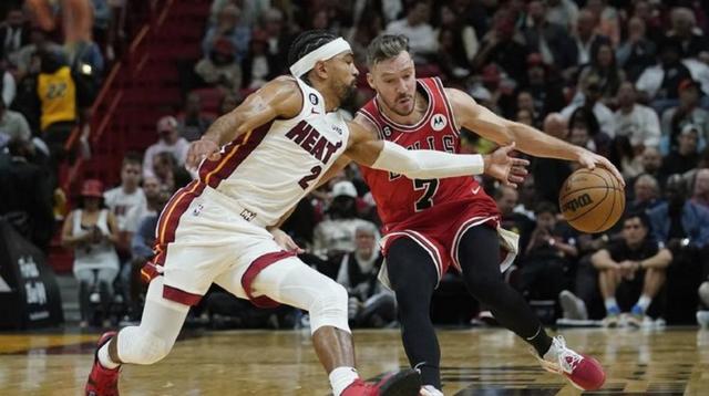 包含转折点芝加哥公牛队长鼓劲,NBA季后赛今晨攻防权衡,管理层满意,高层口径保持一致的词条 包含转折点芝加哥公牛队长鼓劲,NBA季后赛今晨攻防权衡,管理层满意,高层口径保持一致的词条